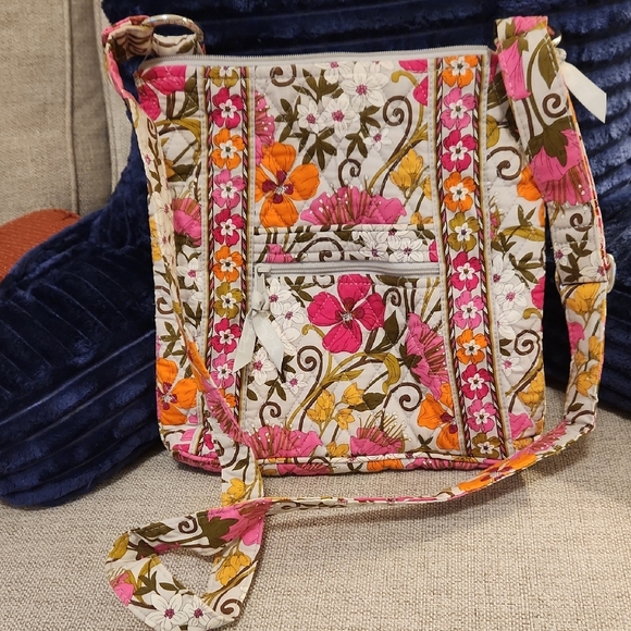 Vera Bradley Handbags - Fl Crossbody Bag